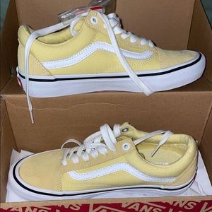 yellow vans nwt